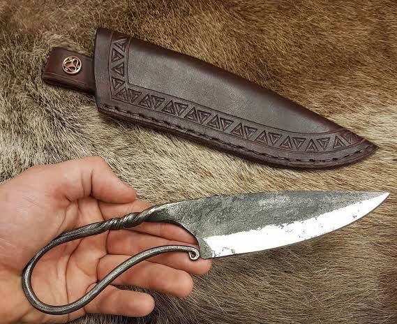 Couteau Viking "JERA"