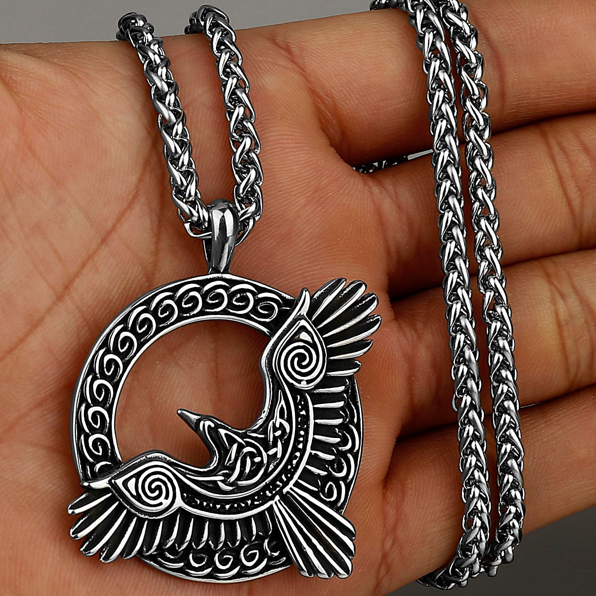 47069162307918